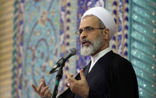 همه ما اعم از دولت‌مردان و مردم باید برای اقتدار ایران اسلامی تلاش کنیم / اقتدار معنوی، اخلاقی و گفتمانی مهمترین اقتدار است