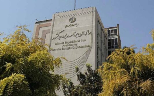 جزئیات افزایش حقوق کارمندان و بازنشستگان و مبلغ عیدی