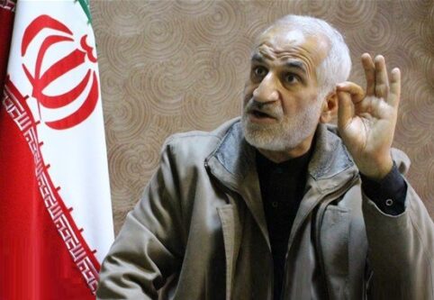 باید کشور را از سلطه دلار خارج کنیم/نباید نرخ‌گذاری ارزی به دست بخش غیرمولد باشد