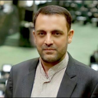 تسخیر لانه جاسوسی جمهوری اسلامی ایران را به قطب مقاومت و مبارزه با استکبار تبدیل کرد