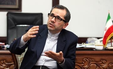 حکم عراقچی برای تخت‌روانچی