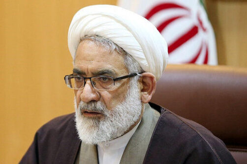 وحدت به آن معنا نیست که از مبانی اصیل اعتقادی خود دست برداریم