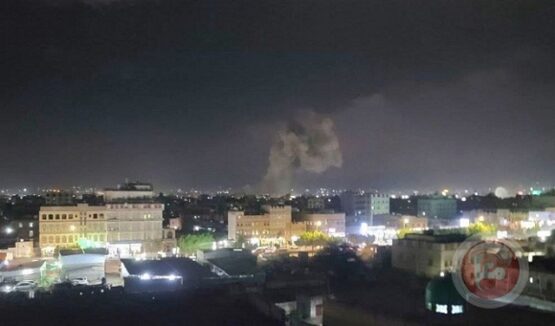 دفتر سیاسی انصارالله: حملات آمریکا و بریتانیا به یمن بی‌پاسخ نخواهد ماند