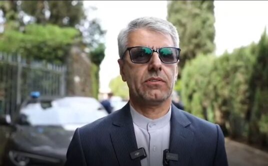 بقائی: هیات مذاکره کننده ایران برای ادامه مذاکرات «سازنده و هدفمند» آماده است