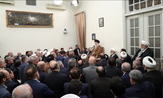 مسائل کشور را به گفت‌وگوها گره نزنیم/ خطوط قرمز برای ما و طرف مقابل کاملاً روشن است