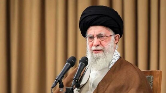 امام خامنه ای