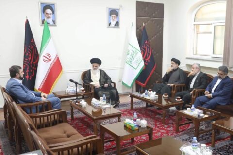 آیت الله حسینی بوشهری در دیدار معاون حقوقی و بین‌الملل وزیر خارجه