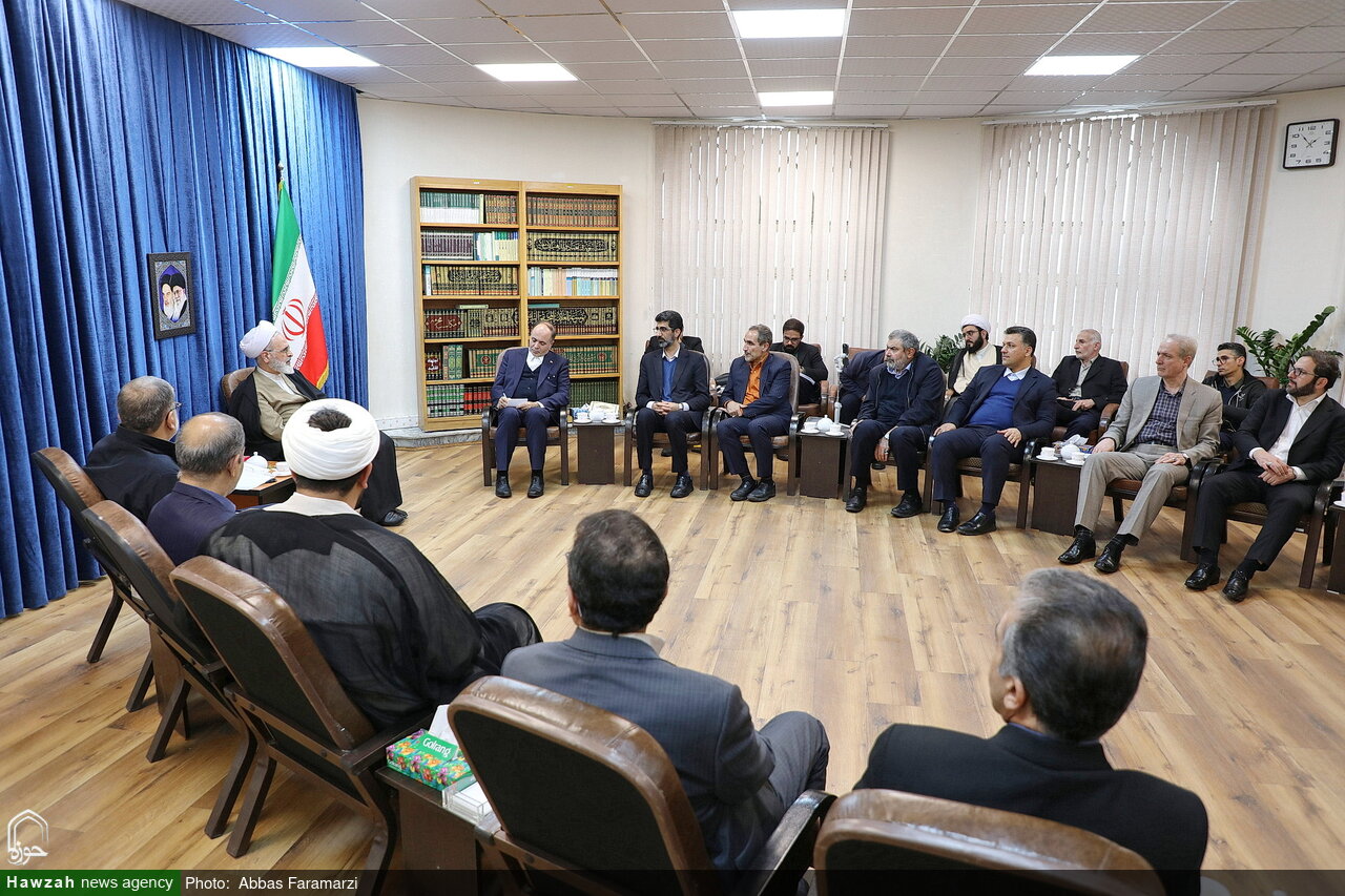 تصاویر/ دیدار وزیر جهاد کشاورزی با آیت الله اعرافی