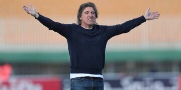 واکنش ساپینتو به شکست استقلال؛ مسائل زیادی وجود دارد و همه خسته هستند/نمی‌توانیم به تنهایی بجنگیم