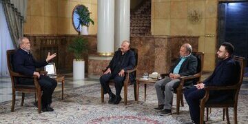 رمزگشایی از نشست پزشکیان با سه چهره سیاسی در تلویزیون/ مهم این است که این  سه  مجری نیستند و کسی از اتاق فرمان آنان را هدایت نمی‌کند