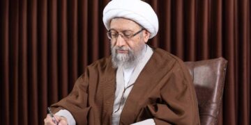 آیت‌الله آملی: قدر شهید لاریجانی مجهول ماند