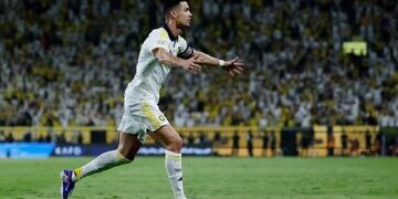 عکس | لحظه احساسی رونالدو و جورجینا در شب قهرمانی النصر