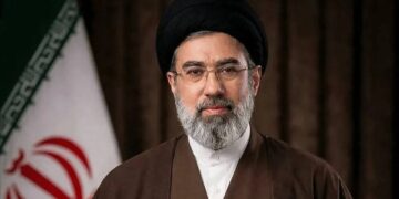 باید گریبان جنایتکاران جنگی میناب و لامِرد در محاکم قضائی داخلی و بین‌المللی گرفته شود