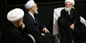 تصاویر/ شرکت آیت‌الله اعرافی در مراسم عزای حسینی بیت آیت‌الله العظمی نوری‌همدانی