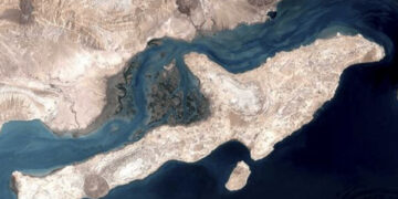 تنگه هرمز