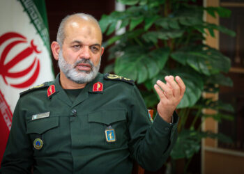 سردار وحیدی: این خاک و این ملت، تسلیم نخواهند شد