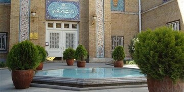 وزارت خارجه صدور مجوز استفاده آمریکا از پایگاه‌های انگلیس علیه ایران را محکوم کرد