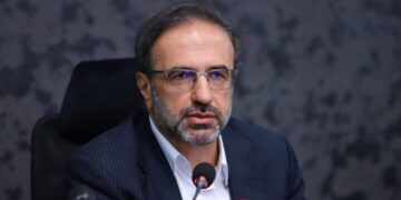 سرکرده شبکه نفوذ در نهادهای حاکمیتی البرز به ۵۰ سال حبس محکوم شد