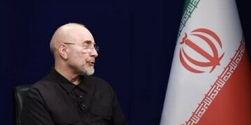 قالیباف خطاب به بسنت نوشت: نمایش مضحکت «روز پیروزی» نبود، «روز دلقک» بود!