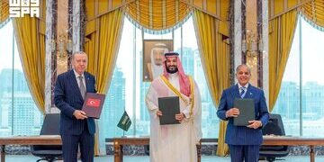 برگزاری اولین نشست مقامات ترکیه، پاکستان و عربستان تحت توافق مکه